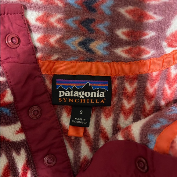Women’s Patagonia sweater - Picture 3 of 3